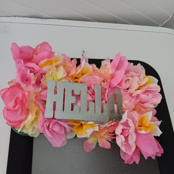 Floral Hello Wall Accent - Picture 3 of 3